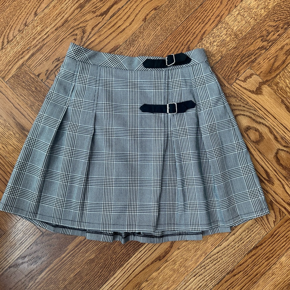 KATIEJ NYC Junior Skirt Size S Black and White